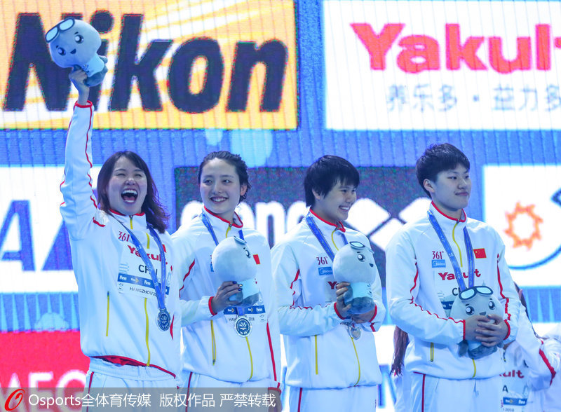 女子4x50米混合泳接力 中国队破亚洲纪录摘银
