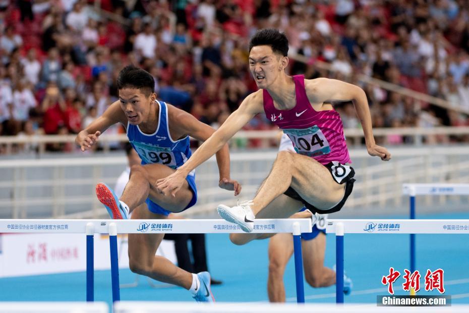 二青会：宁潇函夺体校甲组男子110米栏冠军