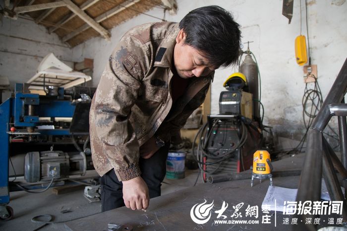 拉风!枣庄车迷文件装修大叔自造v车迷(图)招标耗时含图纸半年图片