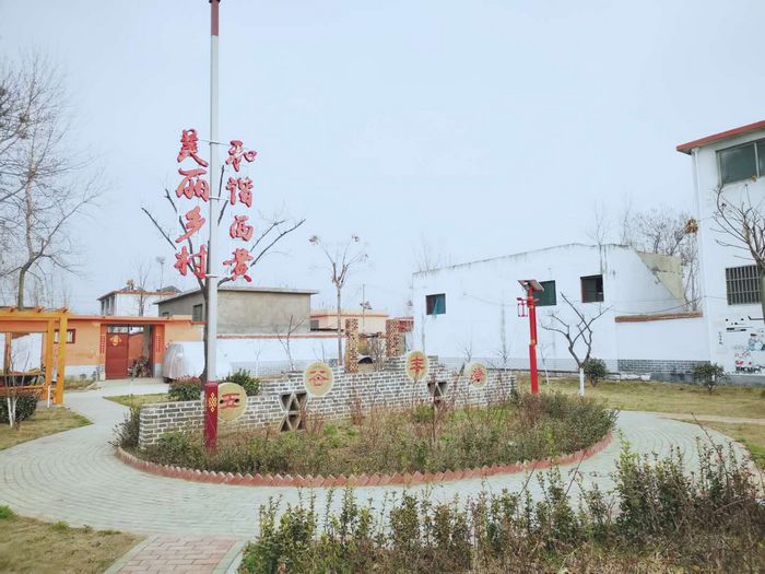 點(diǎn)擊瀏覽下一張