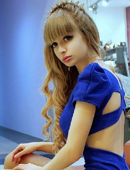 俄惊现真人版"芭比 盘点各种版本芭比娃娃(图)
